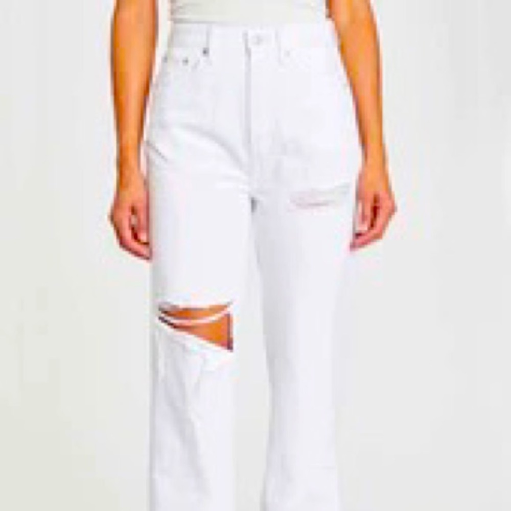 NEVER WORN High Rise Straight White Jeans